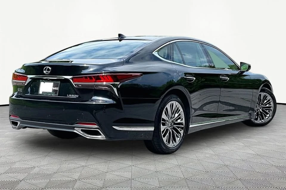 2018 Lexus LS 5th Gen - Image 13 of 20