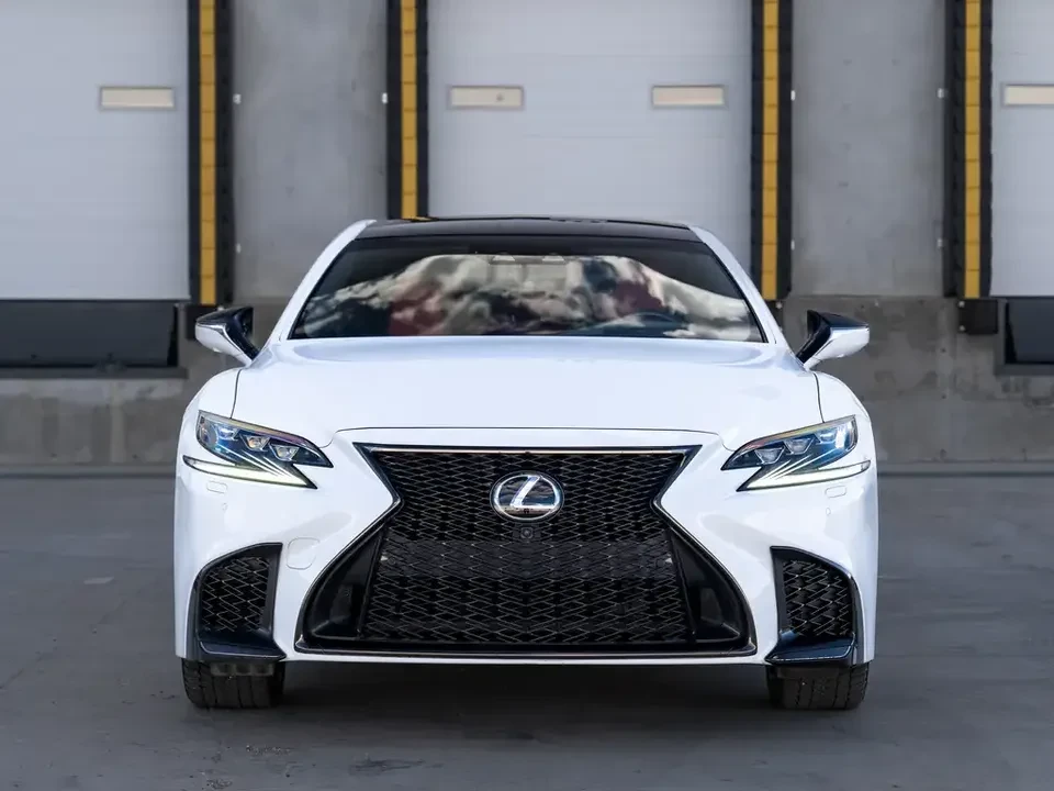 2018 Lexus LS 5th Gen - Image 3 of 16