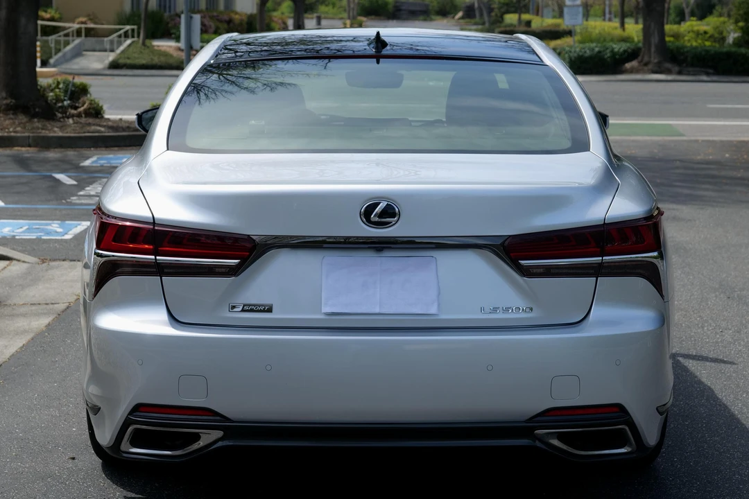 2018 Lexus LS 5th Gen - Image 5 of 29