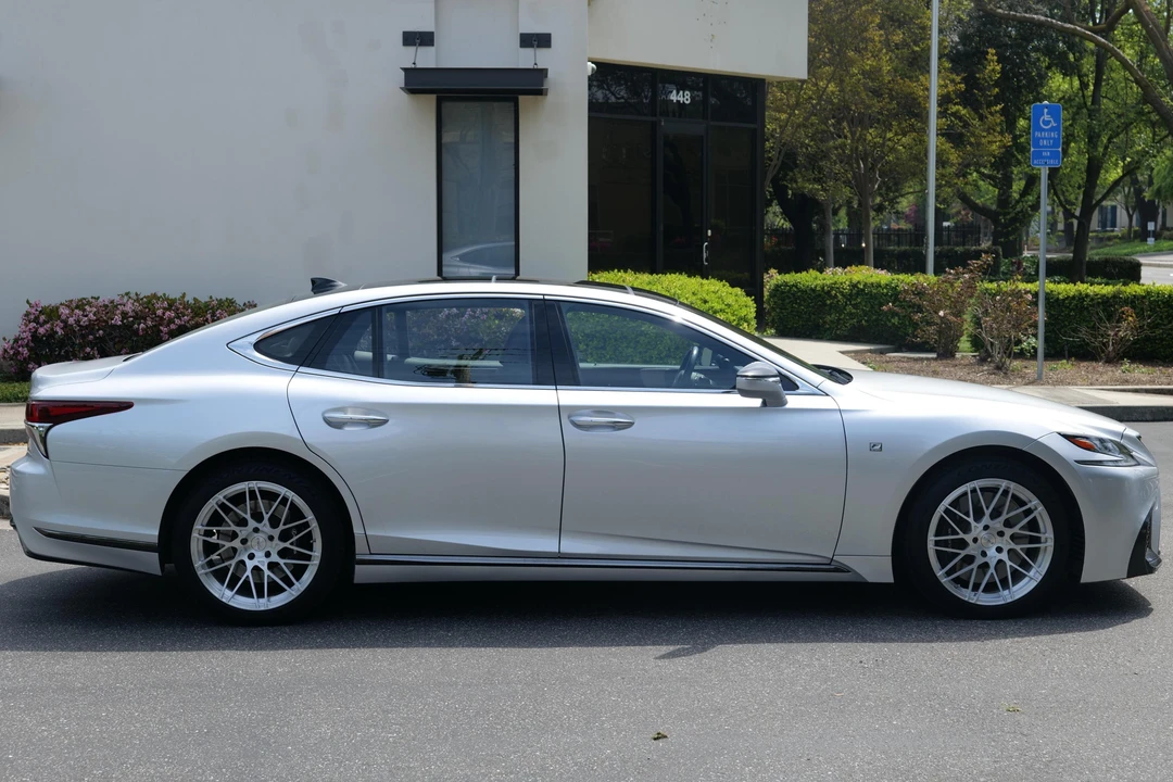 2018 Lexus LS 5th Gen - Image 3 of 29