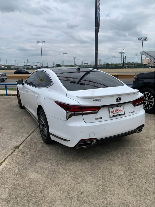2018 Lexus LS 5th Gen - Image 6 of 7