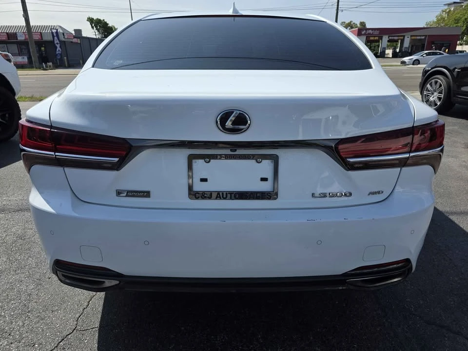 2018 Lexus LS 5th Gen - Image 7 of 19