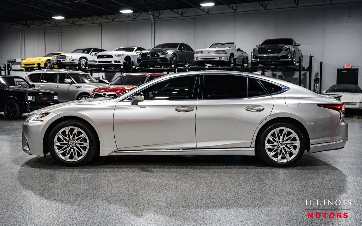 2018 Lexus LS 5th Gen - Image 2 of 21
