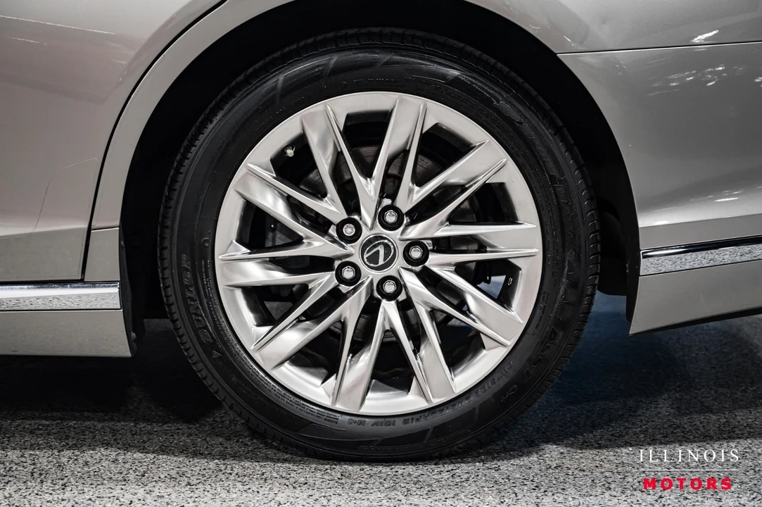 2018 Lexus LS 5th Gen - Image 10 of 21