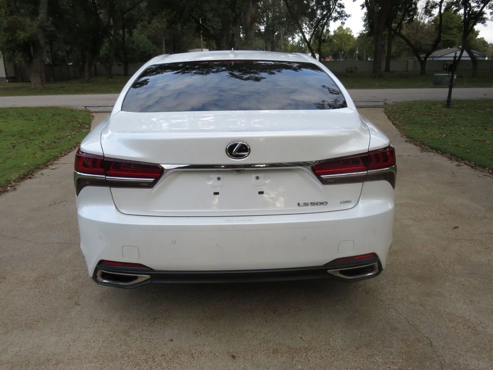 2018 Lexus LS 5th Gen - Image 9 of 12