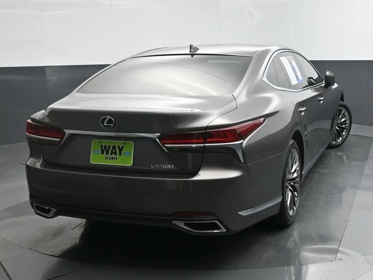 2018 Lexus LS 5th Gen - Image 19 of 20