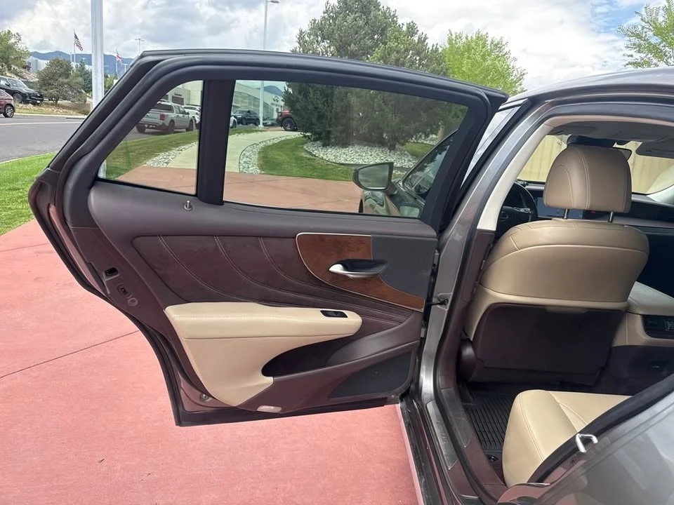 2018 Lexus LS 5th Gen - Image 19 of 19