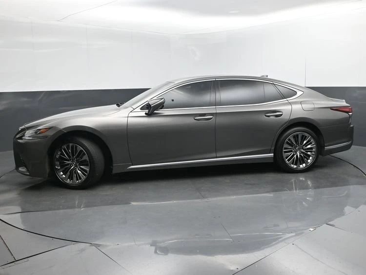 2018 Lexus LS 5th Gen - Image 16 of 20