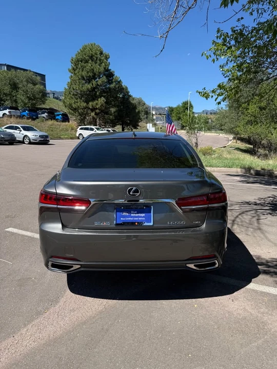 2018 Lexus LS 5th Gen - Image 4 of 7