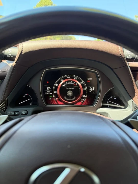 2018 Lexus LS 5th Gen - Image 7 of 7
