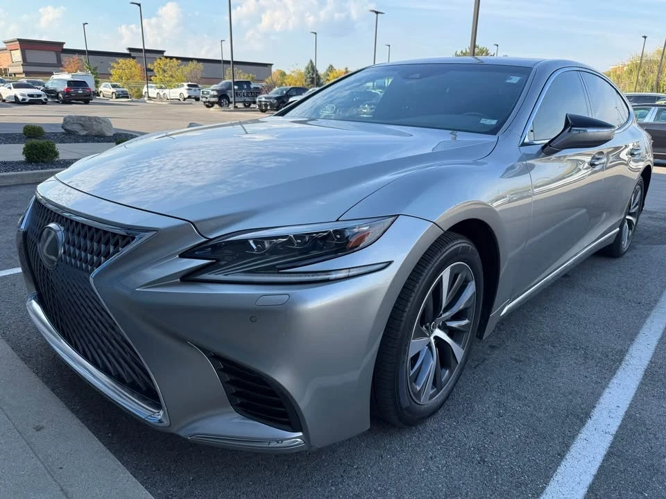 2018 Lexus LS 5th Gen - Image 3 of 15