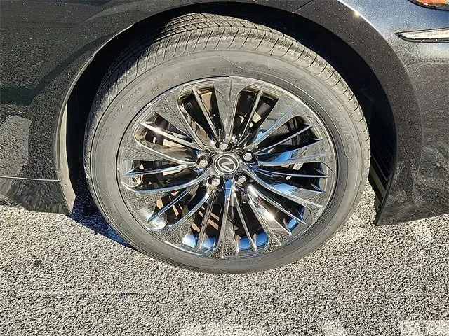 2018 Lexus LS 5th Gen - Image 6 of 18