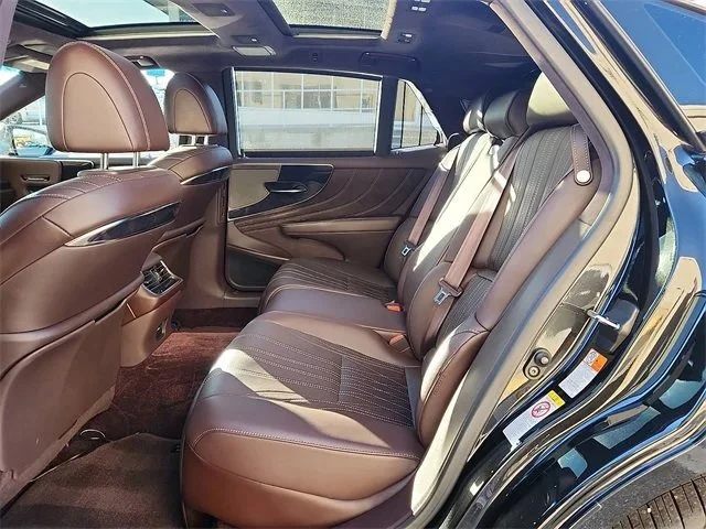 2018 Lexus LS 5th Gen - Image 8 of 18