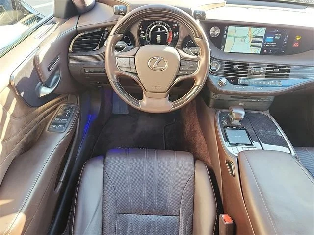 2018 Lexus LS 5th Gen - Image 9 of 18