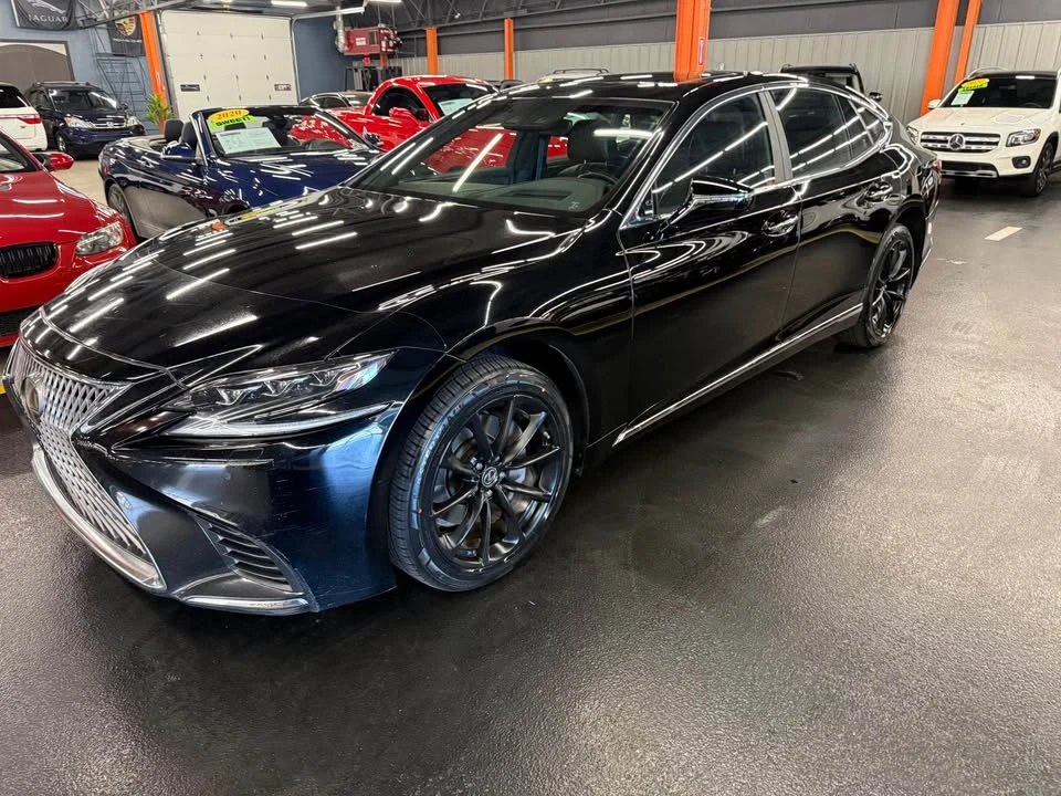 2018 Lexus LS 5th Gen - Image 2 of 11