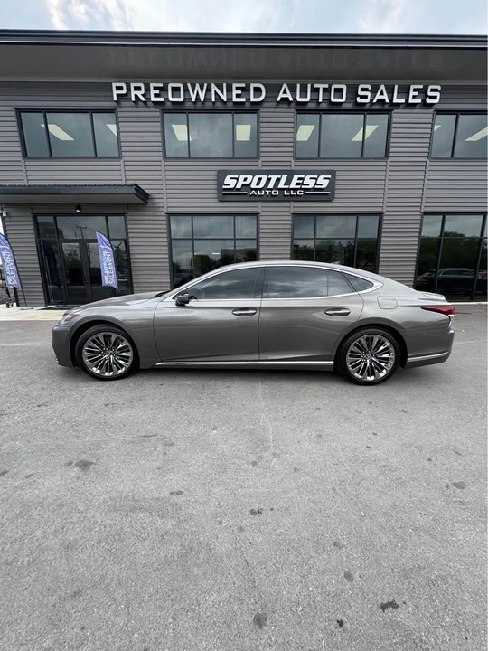 2018 Lexus LS 5th Gen - Image 4 of 11
