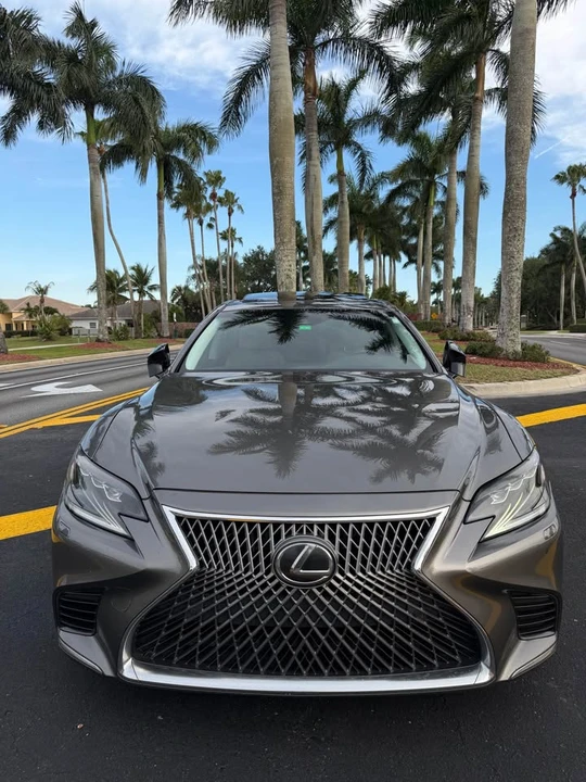 2018 Lexus LS 5th Gen - Image 2 of 20