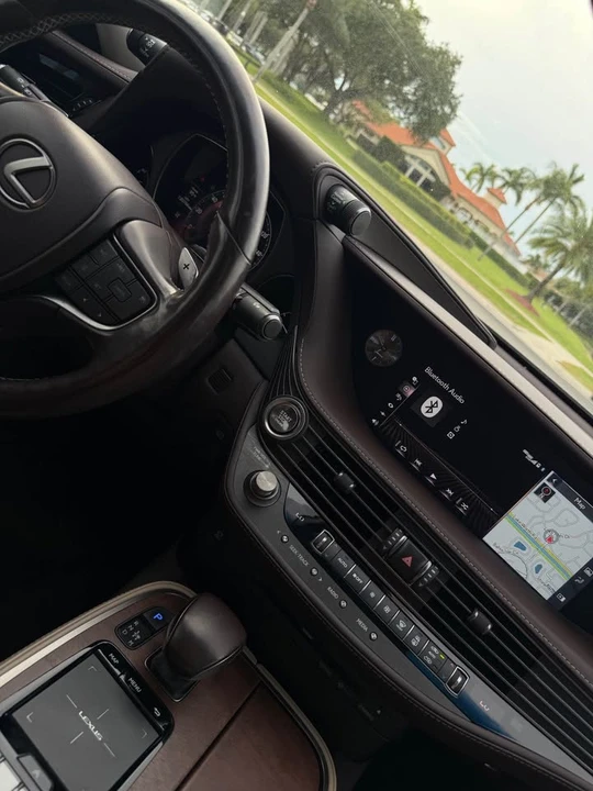 2018 Lexus LS 5th Gen - Image 6 of 20