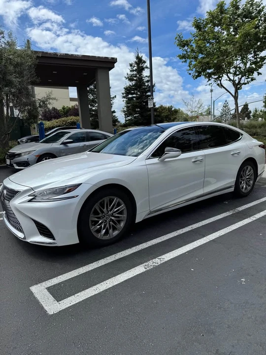 2018 Lexus LS 5th Gen - Image 2 of 20