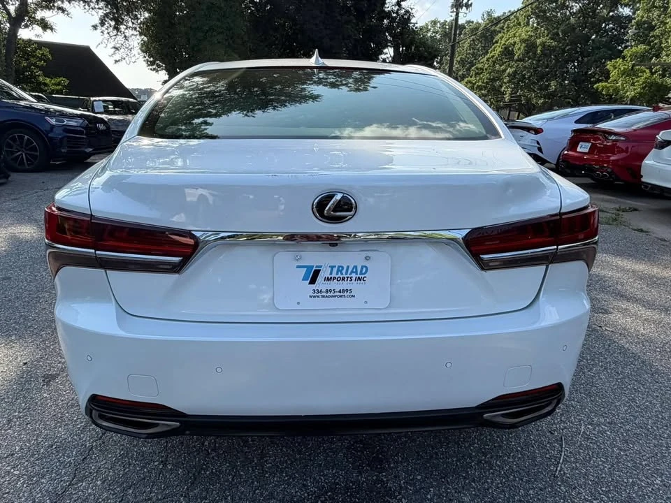2018 Lexus LS 5th Gen - Image 4 of 20