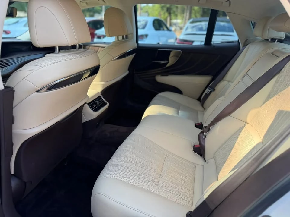 2018 Lexus LS 5th Gen - Image 8 of 20