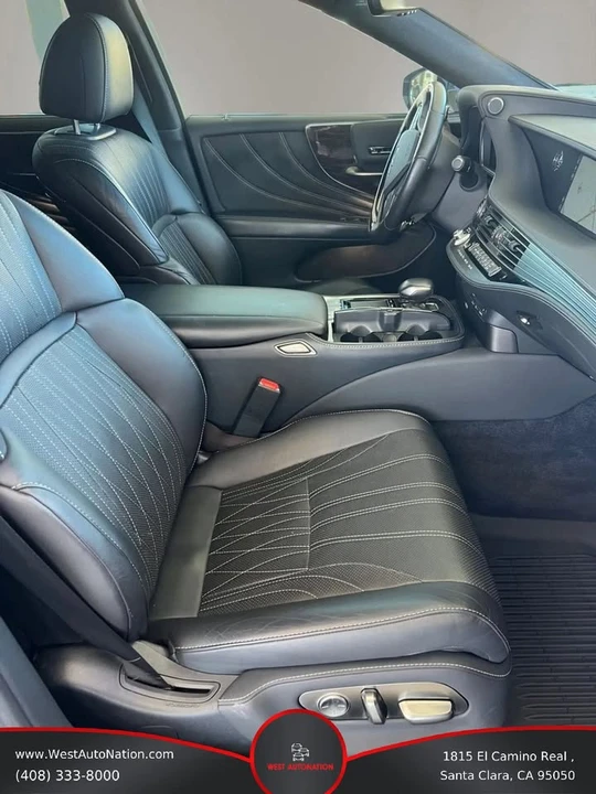 2018 Lexus LS 5th Gen - Image 15 of 20