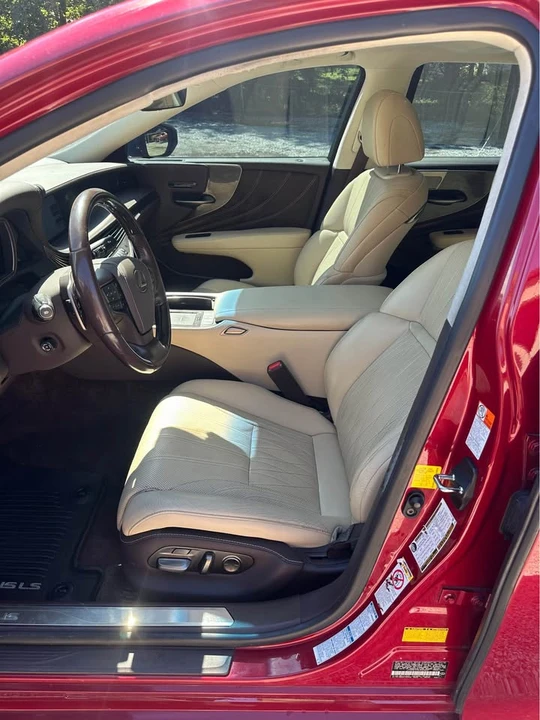 2018 Lexus LS 5th Gen - Image 8 of 14