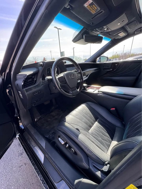 2018 Lexus LS 5th Gen - Image 4 of 16