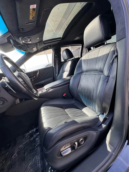 2018 Lexus LS 5th Gen - Image 5 of 16
