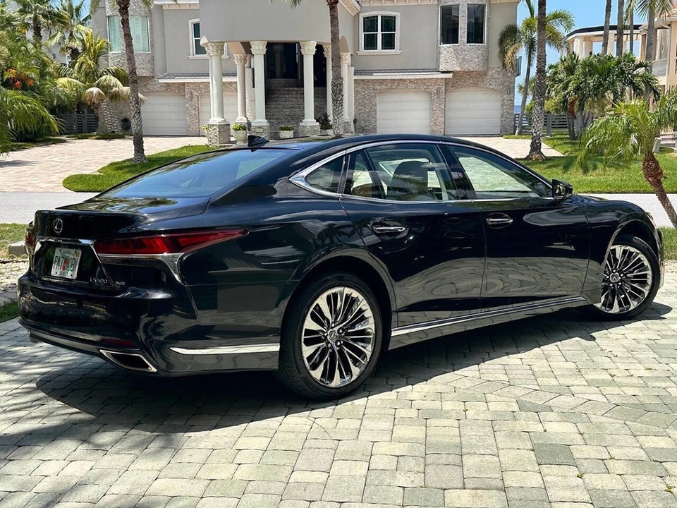 2018 Lexus LS 5th Gen - Image 5 of 24