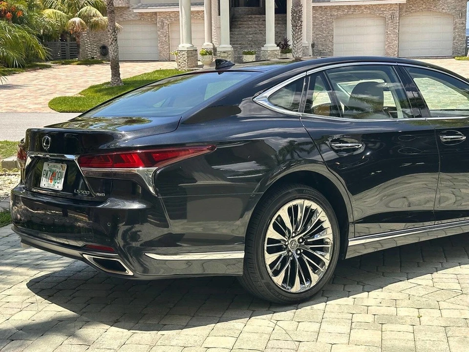 2018 Lexus LS 5th Gen - Image 6 of 24