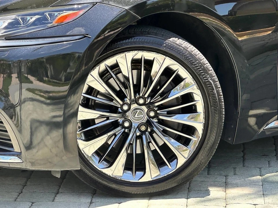 2018 Lexus LS 5th Gen - Image 3 of 24