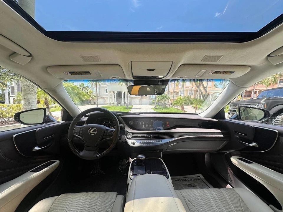 2018 Lexus LS 5th Gen - Image 11 of 24