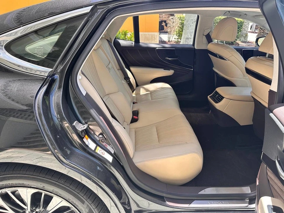 2018 Lexus LS 5th Gen - Image 24 of 24