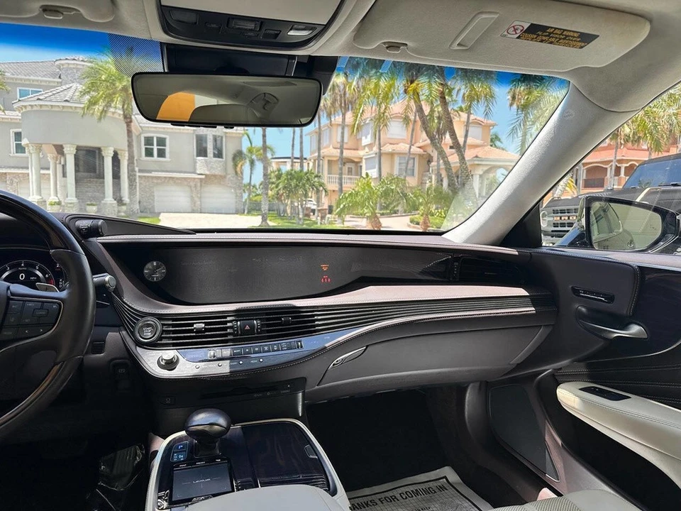 2018 Lexus LS 5th Gen - Image 13 of 24