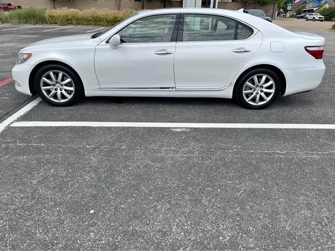 2018 Lexus LS 460 L Sedan 4D