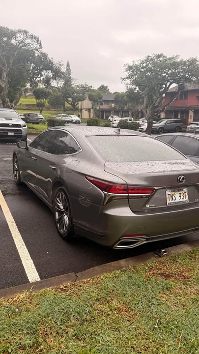 2018 Lexus LS 5th Gen - Image 2 of 6