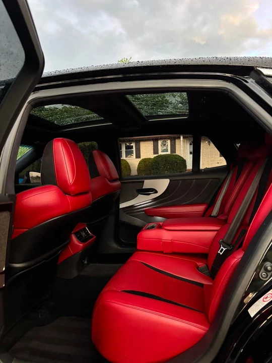 2018 Lexus LS 5th Gen - Image 9 of 20