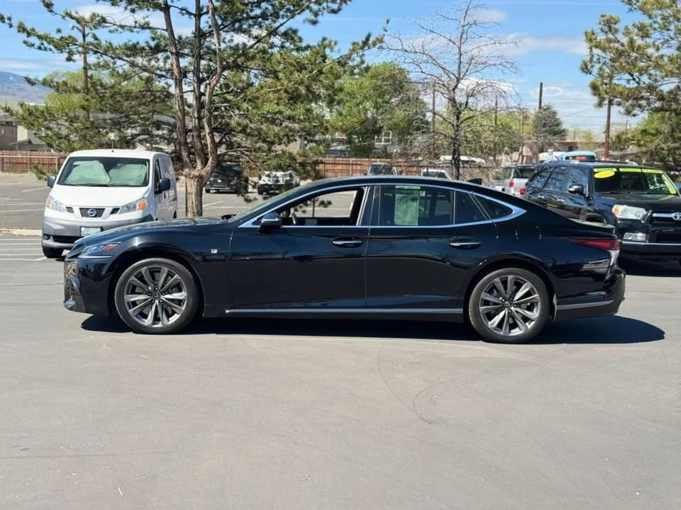 2018 Lexus LS 5th Gen - Image 10 of 20