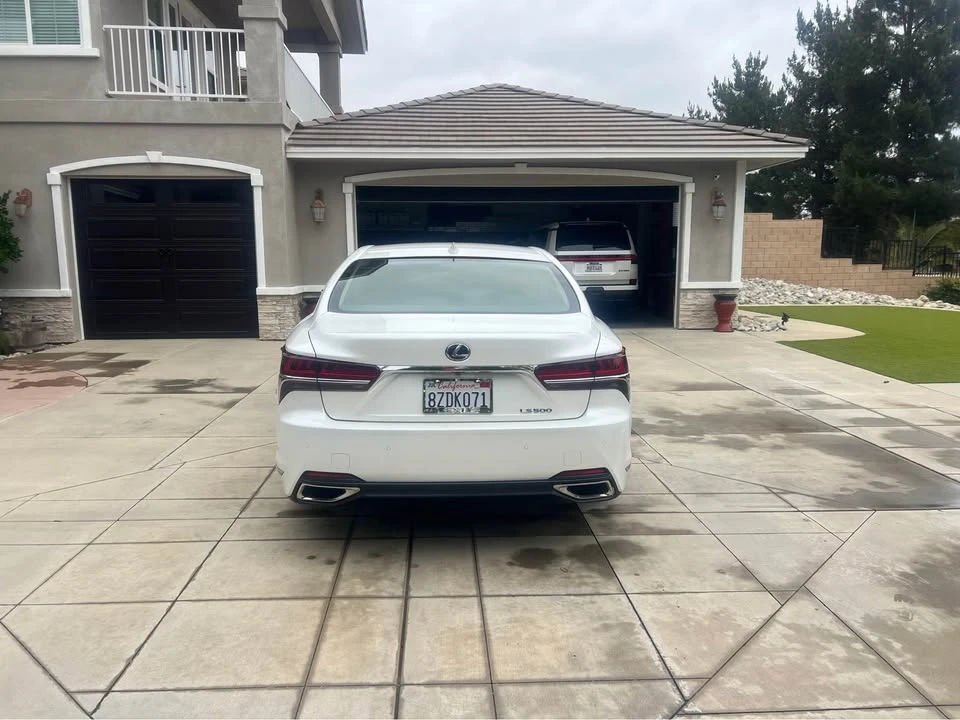 2018 Lexus LS 5th Gen - Image 2 of 13