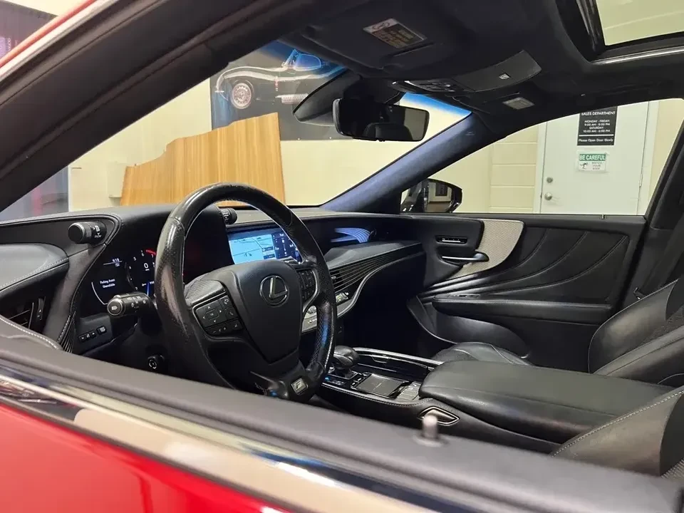 2018 Lexus LS 5th Gen - Image 7 of 19