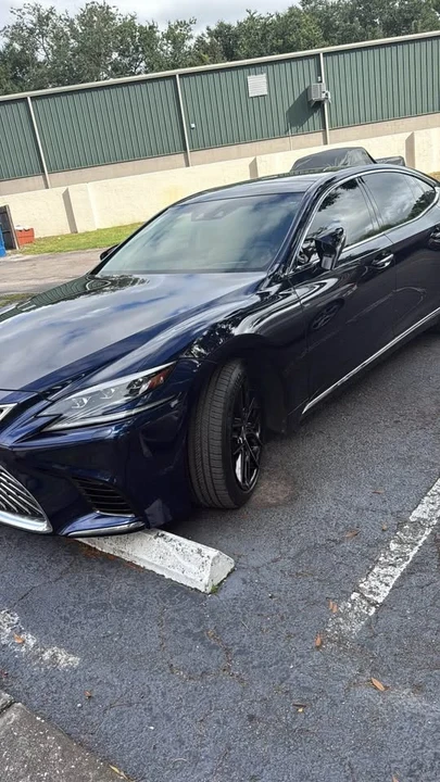 2018 Lexus LS 5th Gen - Image 2 of 4