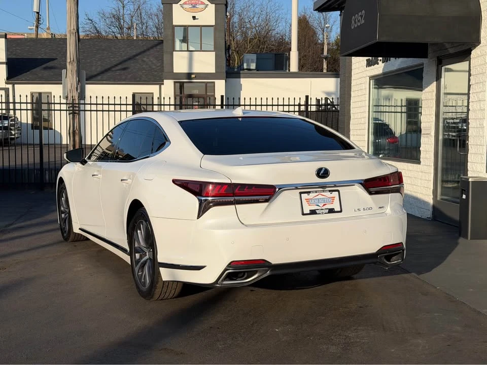 2018 Lexus LS 5th Gen - Image 4 of 20