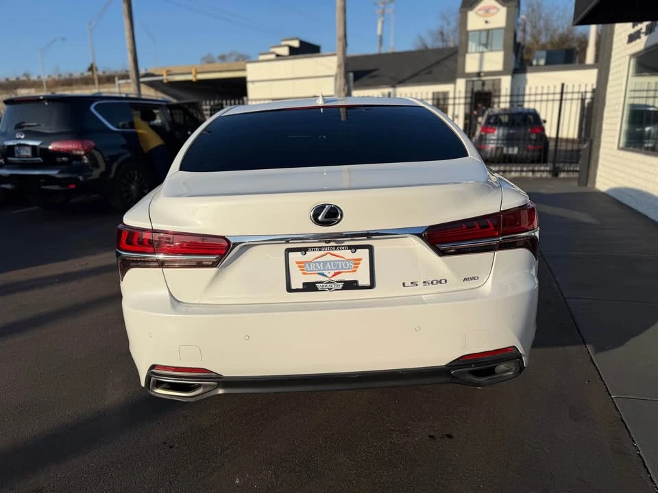 2018 Lexus LS 5th Gen - Image 5 of 20