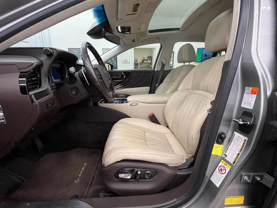 2018 Lexus LS 5th Gen - Image 6 of 6