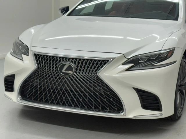 2018 Lexus LS 5th Gen - Image 9 of 12
