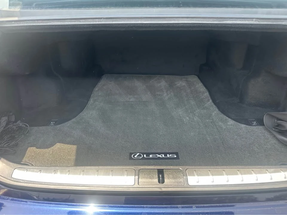 2018 Lexus LS 5th Gen - Image 9 of 20