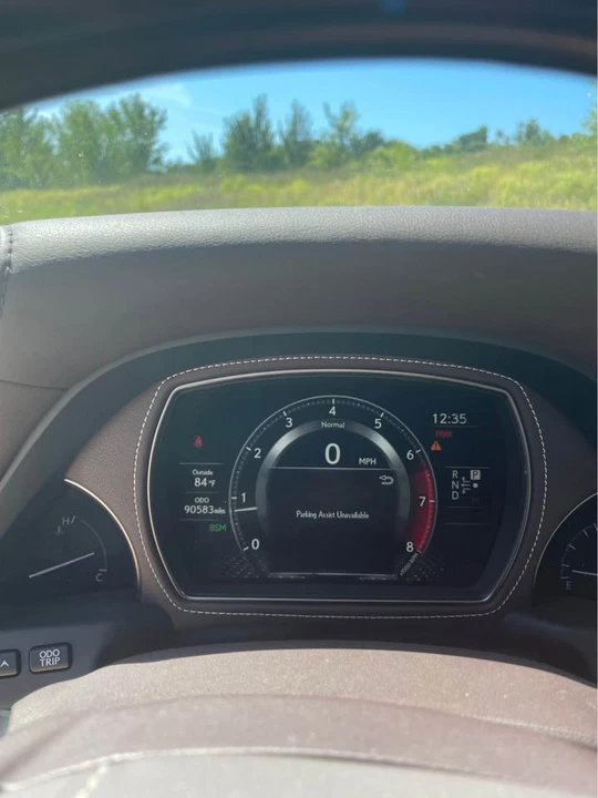 2018 Lexus LS 5th Gen - Image 3 of 4