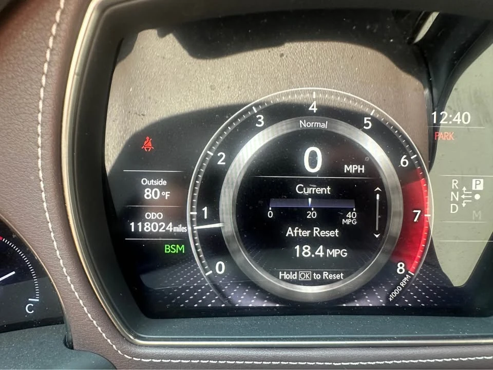 2018 Lexus LS 5th Gen - Image 17 of 20