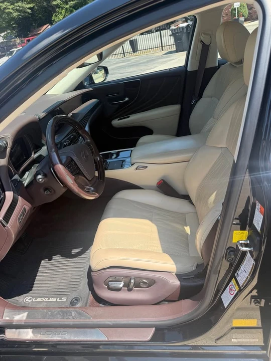 2018 Lexus LS 5th Gen - Image 8 of 9